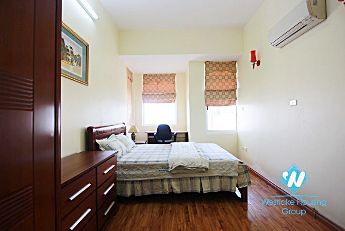 Full furnished 2 bedroom apartment at 713 lac long quan